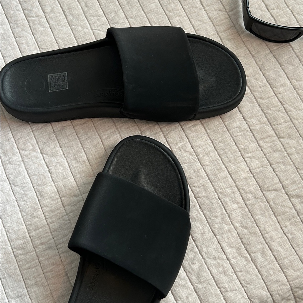 Lululemon Restfeel Men's black comfy Slide size 10 - Picture 13 of 15